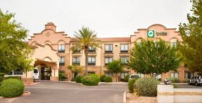  GreenTree Inn and Suites Florence, AZ  Флоренс